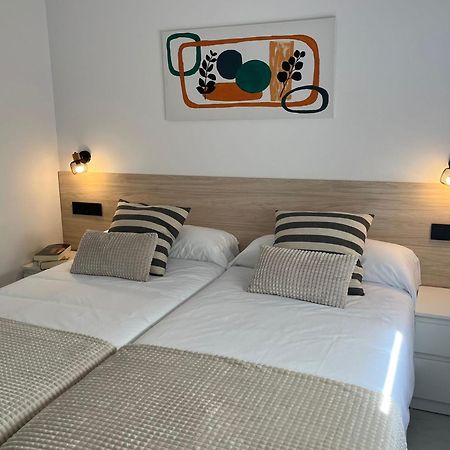 Apartamento Burela Paloma Playa Bagian luar foto